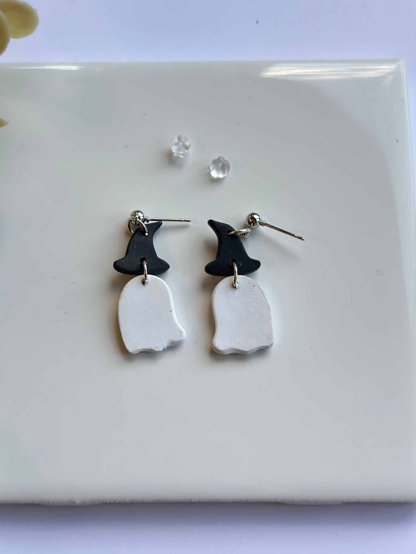 ghost + witch hat