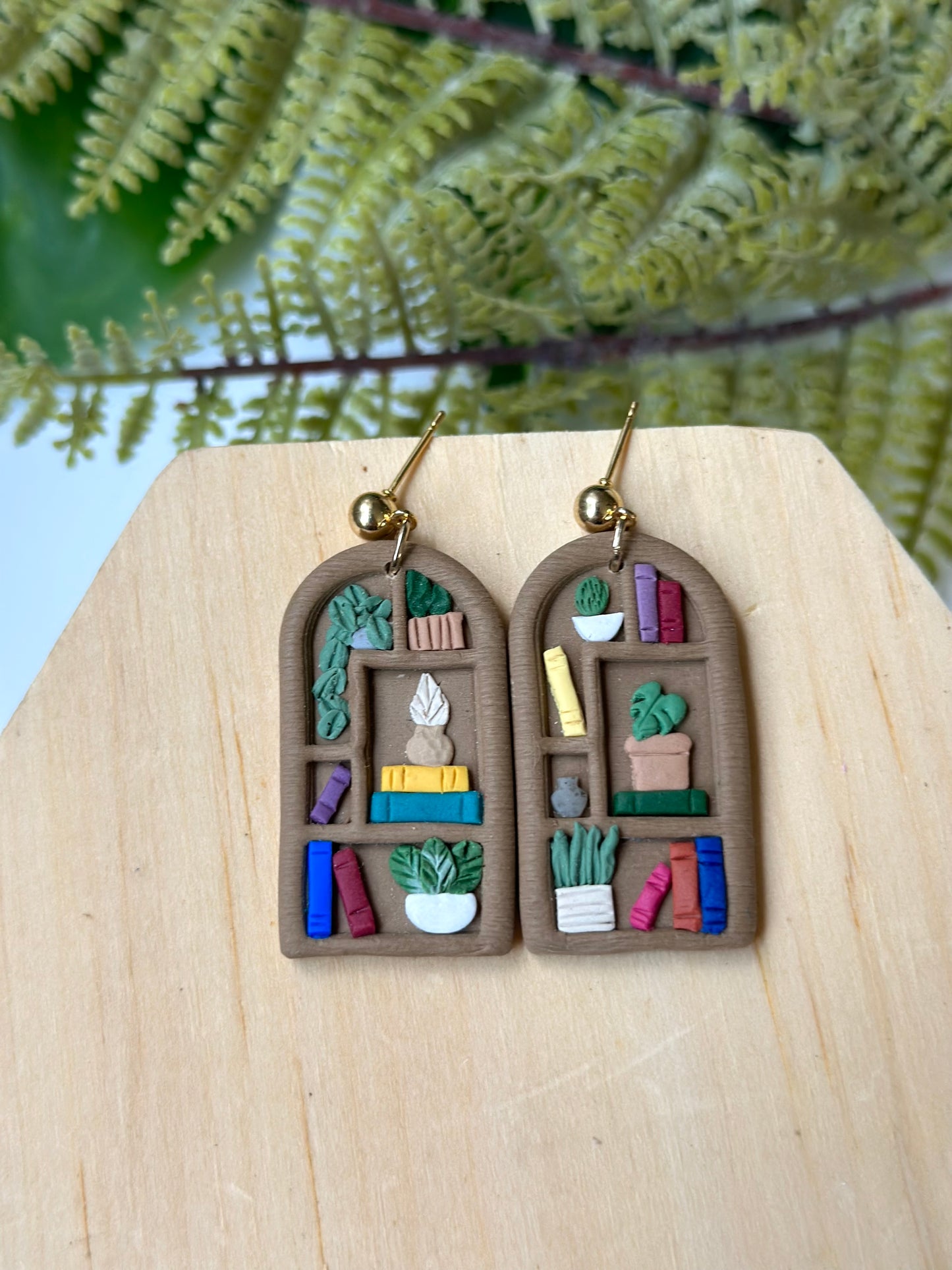 wood bookshelf arches
