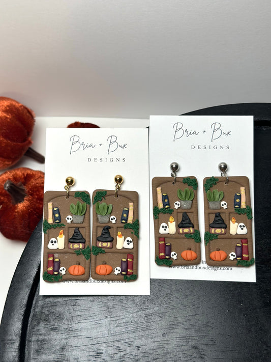 Halloween bookshelf dangles